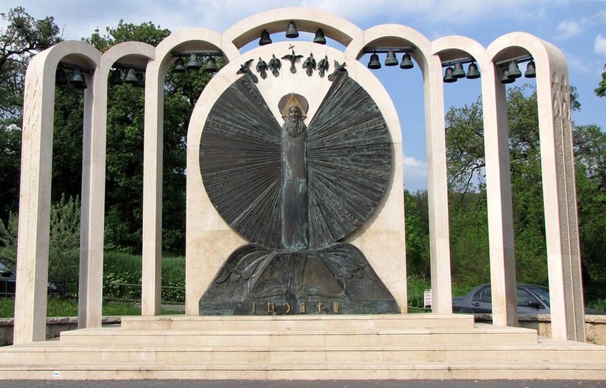 himnusz szobor budakeszi